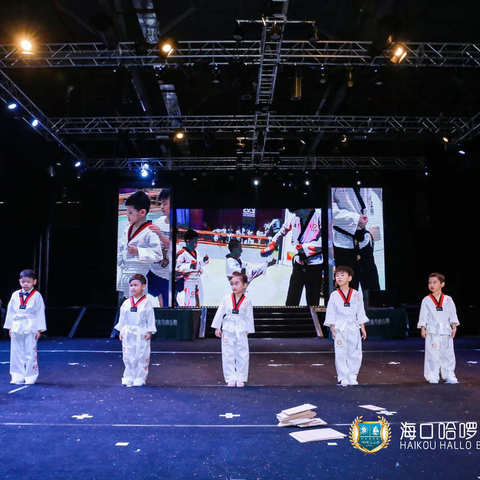 西海岸幼儿园跆拳道兴趣班开课啦！！！