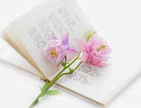 阅读与我同行，书香伴我成长。