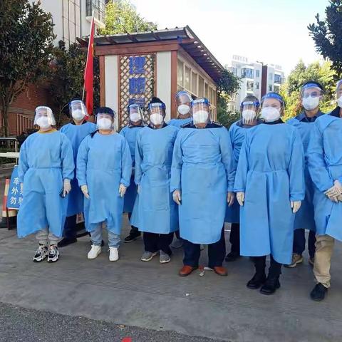 祥云县秀溪社区，众志成城，同心协力，共同抗击疫情纪实。摄影、编辑、制作一一流金岁月。