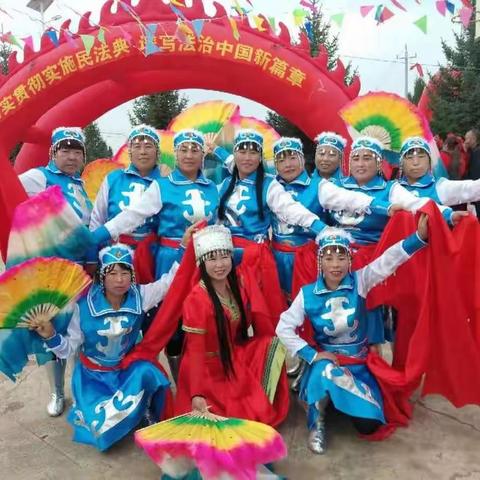 俄体村《石榴籽同心筑梦》听党话 感党恩 跟党走 我为群众办实事