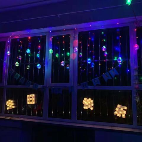 “情暖童心、与爱同行”集体生日会