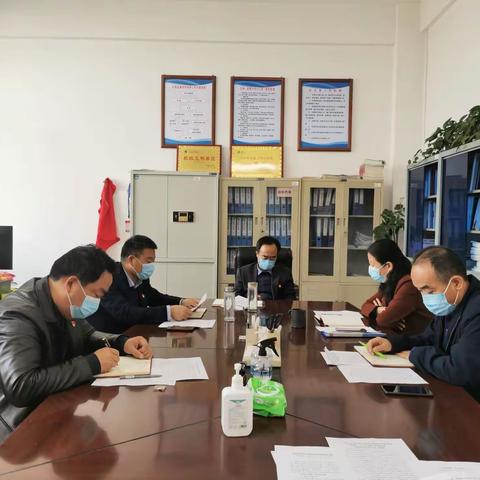 机关纪委（监察专员办公室）党支部召开11月份主题党日活动暨专题组织生活会