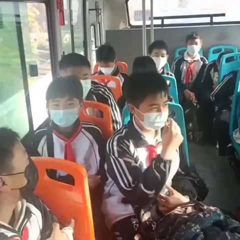 畅游中坝作坊小镇，感受非物质文化遗产-----城关中学七三班研学活动