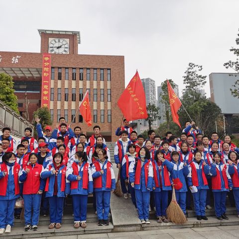 新化一中742班社区服务活动小记，—在实践中成长，在学习中进步。