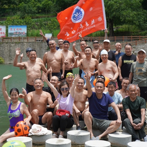勉县冬泳人端午节八庙行
