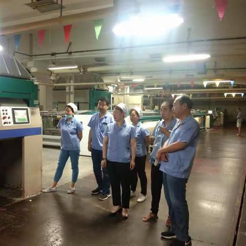 织布分厂组织二季度“管理创新、规范操作、提升品质”运转、设备操作比武观摩活动