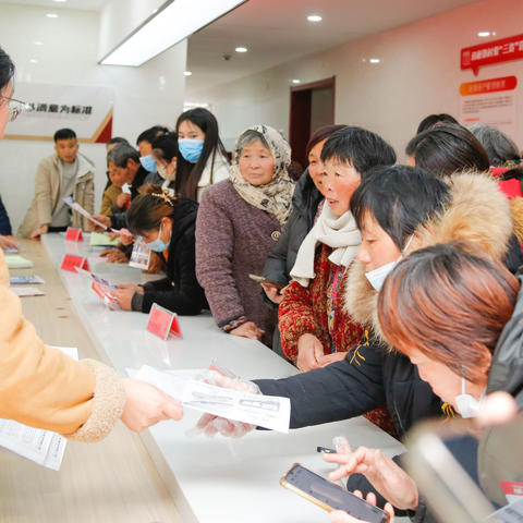 田桥镇姚店社区：春风送岗促就业，精准服务暖民心