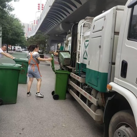 雁塔区厨余垃圾清运，严格执行“不分类，不收运”工作机制