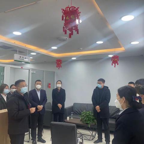 白城市分行寇建伟行长一行到通榆县支行开展调研指导
