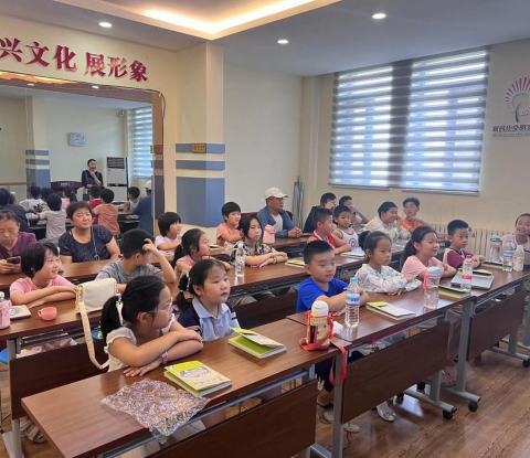 【泉在济南过暑假】“书香满园 智慧共享”--七贤街道仁贤社区社会组织联合会开展暑期阅读公益课活动