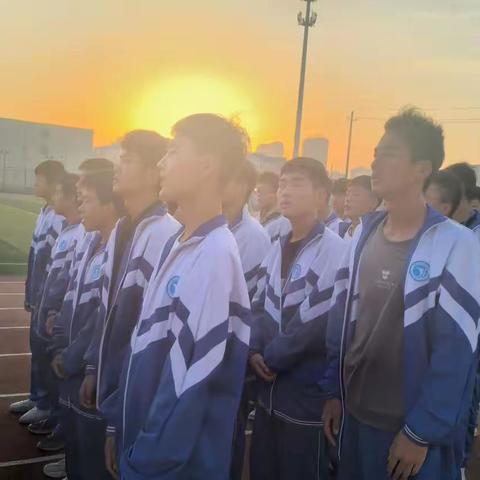 早晨的阳光最适合跑步。