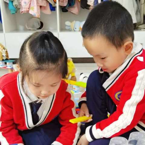 🌸智涵儿童之家幼儿园🌸不输家庭教育线上公益课程——《警惕家庭教育规则的误区》