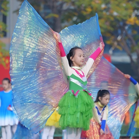 【莒县六小】教研花开初冬时，同心掬得满庭芳——山东省小学道德与法治新课标培训暨课堂教学研讨活动