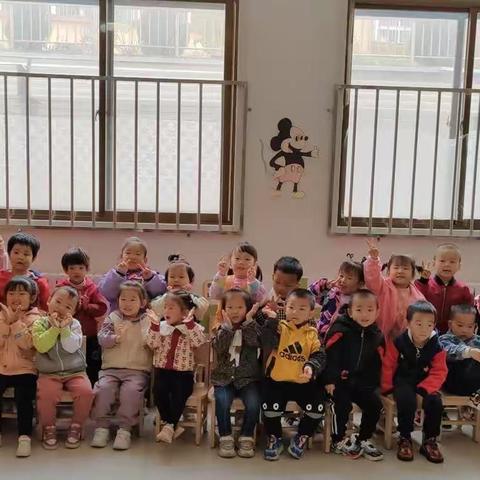 《用心呵护，用爱陪伴！》