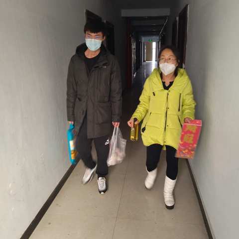 新春慰问 情暖人心
