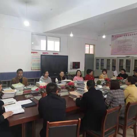 县教研室教研员深入我校调研指导工作