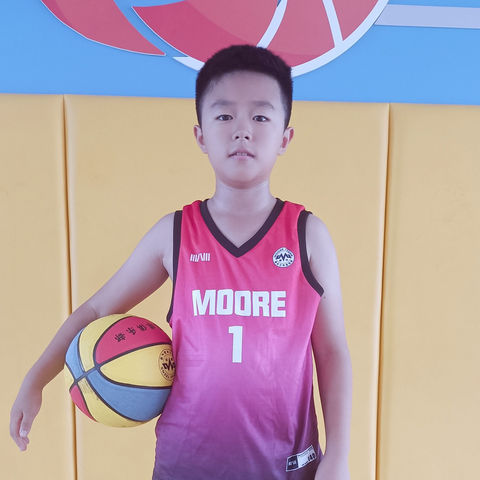 多彩夏日 逐梦前行——三年级四班赵梓翔