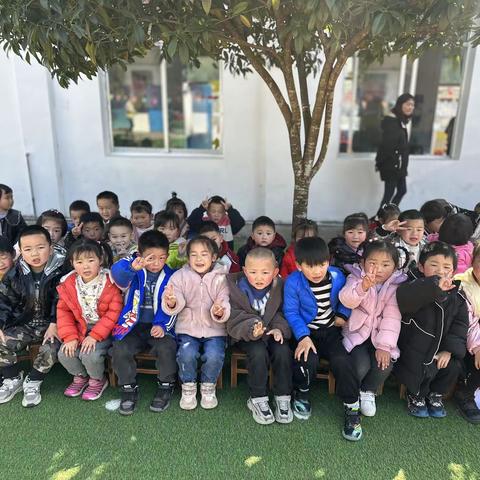 爱在春天里，最美开学季”🤗——中一班