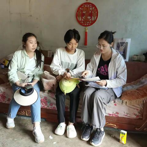 巩固脱贫攻坚成果，为地方经济发展提供持续动力—一记翠华中学禄劝职业高级中学联合开展职中招生冲刺动员宣传