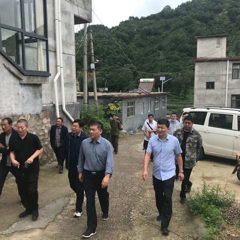 巩固普查成果  蓄力脱贫攻坚          ——石家庄市司法局到木厂村开展帮扶责任人“走亲”活动纪实