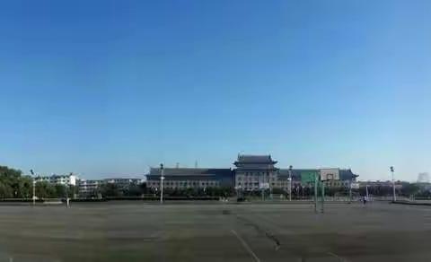 雄伟壮观的哈军工建筑