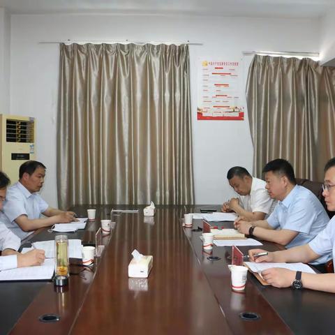 菏泽审计中心领导刘贺磊到鄄城农商银行调研指导工作