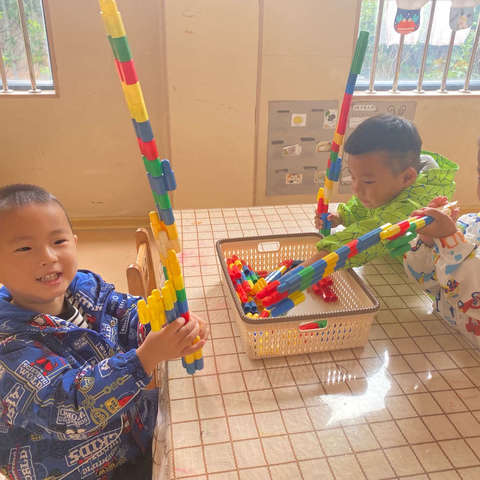 比比谁的积木高