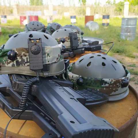 “青少年素质拓展”