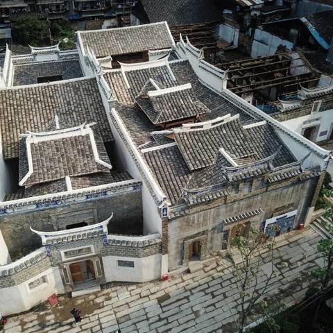 游历史古城街，做强国小主人 建瓯市实验教育总校实验小学三（2）中队