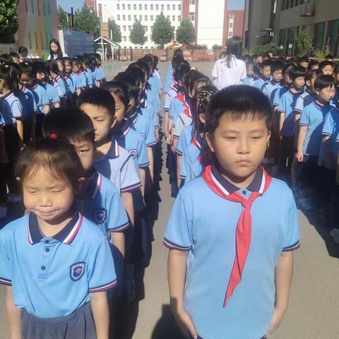 二(2)班各项活动