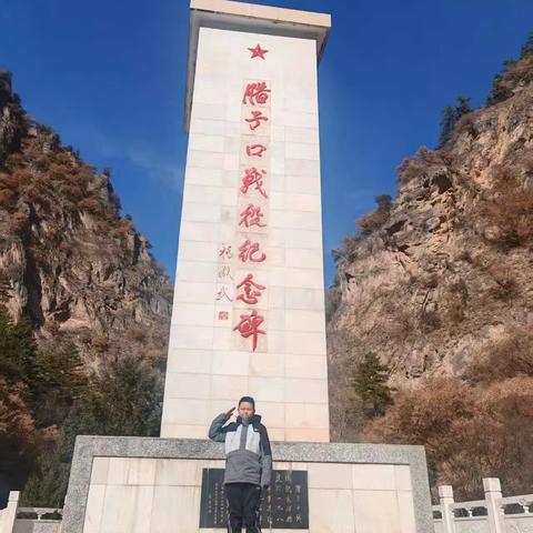 多彩争章，卓越成长‍——五3班赵翰轩同学的成长诗篇