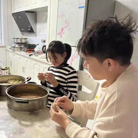 多彩争章，卓越成长‍——五3班田昕悦同学的成长诗篇