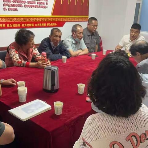 小寨路街道四季社区党支部开展“推进疫苗接种工作，筑牢群防群控防线” 五月主题党日活动