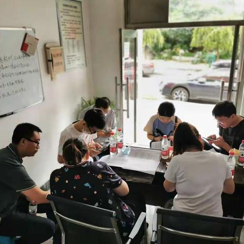 区委办公室积极对接包联单位  助力疫苗接种人数排查工作