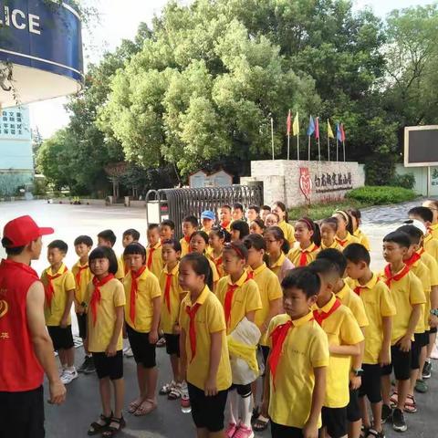 争做环保小龙娃，创信义和美婺城 ～五（4）班  陈炘妤