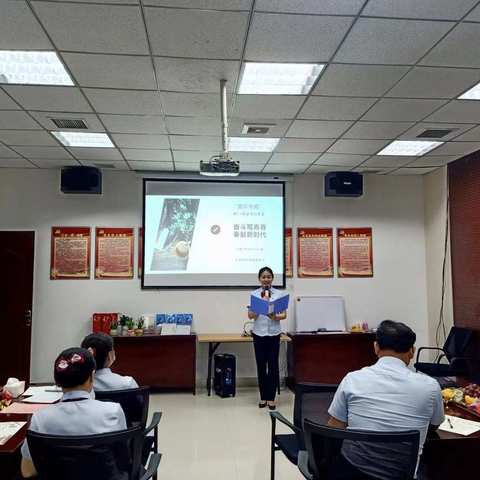 “渭华书苑”第71期读书会|蒲城县支行举办“奋斗写青春 奉献新时代”主题读书会