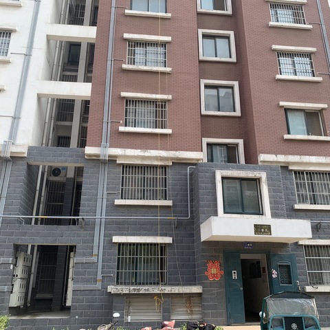 网格除“飞线”  小区保平安