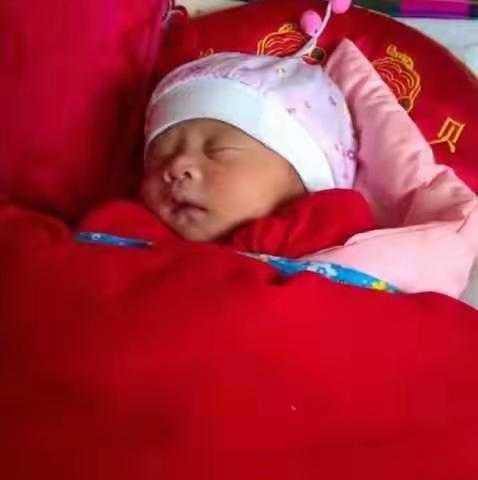 大宝的成长记录，从出生的4.8斤到现在整七岁的56斤，爸爸妈妈祝你身体健康，永远快乐！